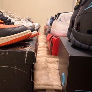 Massive Sale ! Jordan/ NIKE Sneakers - Black, Orange, White